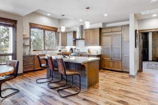 Gondola Vista Luxury Villas by Ski Heavenly & Beaches - South Lake Tahoe - 2