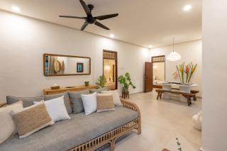 Cozy Up Villa Sanur - Sanur - 2
