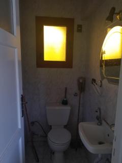 فيلا للعائلات فقط مستقله تماما بحديقه رائعه و رؤيه واضحه للبحر - 0