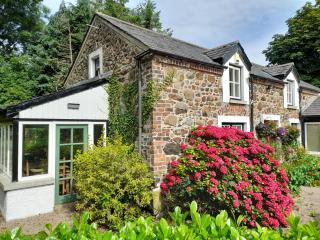 Moira Cottages @Berwickhall Sleeps 12 - Moira - 1