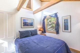 Alpenglow Unit 2 Laughing Magpie - 4