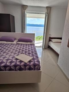 Apartments with a parking space Pisak, Omis - 4281 - Mimice - 1