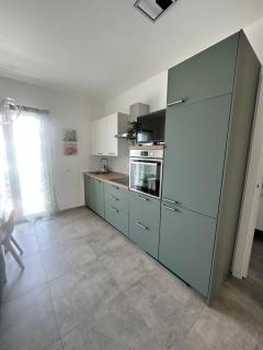 Appartamento nuovo in prima fila mare - 2
