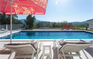 Cozy Home In Caporice With Wifi - Čaporice - 6