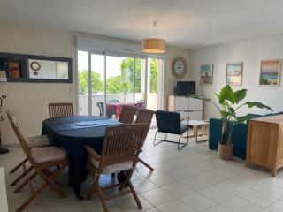 Appartement moderne 3 pièces avec balcon, ascenseur, proche plages et commerces, parking inclus - FR-1-349-64 - Ploemeur - 8