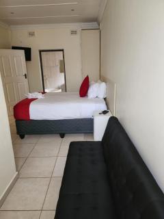 Oslo Beach Home Feeling - Port Shepstone - 6