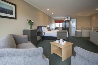 Cornwall Motor Lodge - 1