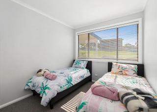 The Bach House Pet Friendly in Malua Bay - Malua Bay - 1