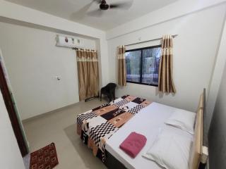 SKV Sharma ji home stay - Varanasi - 3