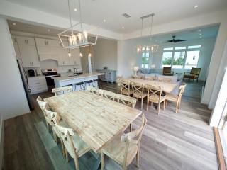 6 Bedroom Townhouse with Rooftop Deck Great Oceanviews 6th BR is Detached - 8