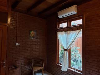 Roemah Kayu Saragan Syariah Magelang Mitra RedDoorz - - 3