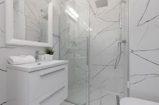 Wola Business Studios Kasprzaka by Noclegi Renters - Warsaw - 1