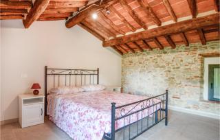 3 Bedroom Cozy Home In Piano Di Mommio - 7