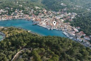 The captain's bridge - Gaios (Passo) - 1