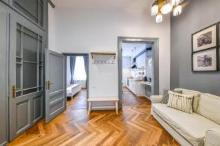 My Place Ferdinand - 1