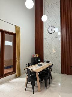 Villa Magnifica by REQhome - 3