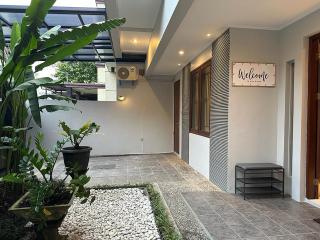 Villa Magnifica by REQhome - 8