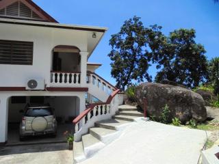 Contemporary studio with sea view in Mahé, 56m² + terrace - Mahe - 9