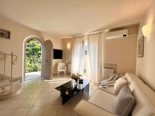 Villa Donati 6 camere in centro Forte dei Marmi - Forte dei Marmi - 2