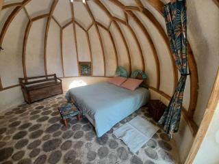 SARL Verrerie Royale - - 6