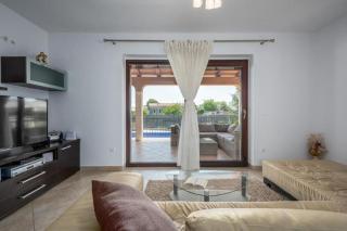 Villa Luna, Tinjan - Tinjan - 4