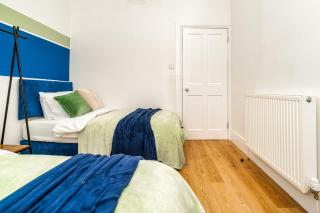 Cosy Retreat - Charming 2-Bed Apartment - Greenock - 2