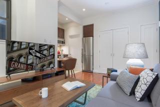 Splendid Midtown Studio w Gym Doorman NYC-233 - 0