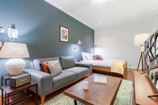 Splendid Midtown Studio w Gym Doorman NYC-233 - 8