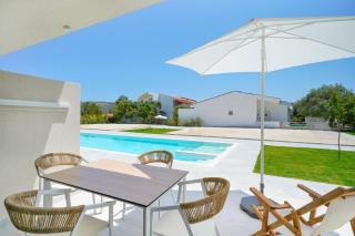 Filoxenia Luxury Apartments - Potos - 3