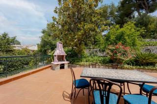 Amazing Apartment w/ Private Parking & Pool - Barcheo - 8
