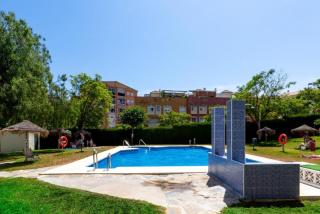 Apto 5 minutos centro Piscina Parking - 9