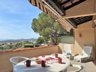 Bormes-les-Mimosas: Appt climatisé, 5 couchages, parking, grande terrasse - FR-1-251-136 - Bormes-les-Mimosas - 8