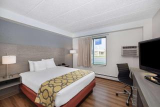 Baymont by Wyndham Gillette - 3