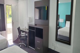 Travelodge by Wyndham Livonia Canton Novi Detroit Area - Livonia - 6