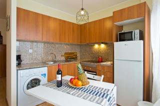 Host Wise - Spacious Trendy Flat w Netflix - Central Location - Porto - 8