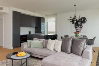Premium LUX Apartments Unique Tower Heart of Warsaw by Renters Prestige - Varsavia - 2