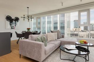 Premium LUX Apartments Unique Tower Heart of Warsaw by Renters Prestige - Varsavia - 1