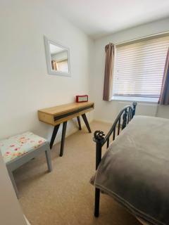 No 2 Minhinnick Court - Tavistock - 5