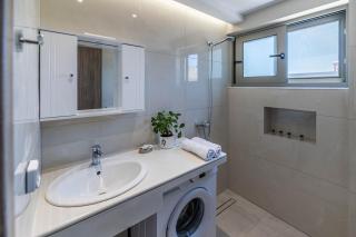 Demiani House - 2