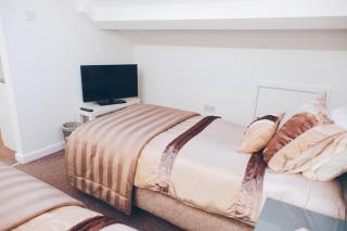 The Loft Hideaway - Simple2let Serviced Apartments - Halifax - 2