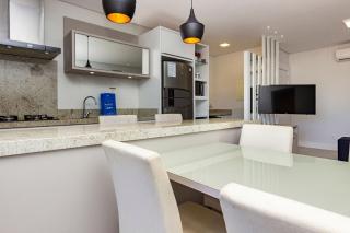 Porto Madero 305 – Apartamento Moderno em Condomínio com Piscina e Academia no Rooftop no Centro de Bombinhas. - Bombinhas - 4