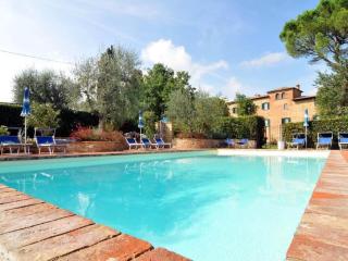 Castle in Italy with Pool & Park - Foiano della Chiana - 0