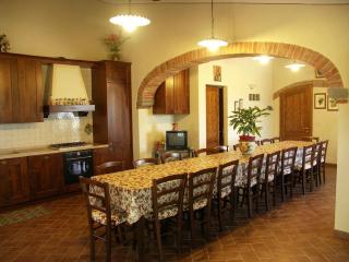 Castle in Italy with Pool & Park - Foiano della Chiana - 8