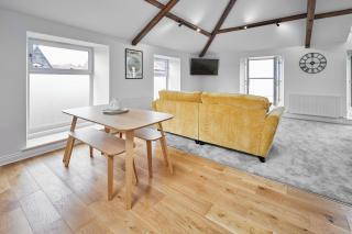 Host & Stay - 3 The Mount - 4