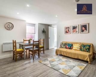 Swan House Apartment 5 - 2 Bed Apartment - Sleeps 6 - Free Parking - Liverpool - close to city centre - By ALL ELITE STAYS - 8