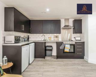 Swan House Apartment 5 - 2 Bed Apartment - Sleeps 6 - Free Parking - Liverpool - close to city centre - By ALL ELITE STAYS - Liverpool - 5