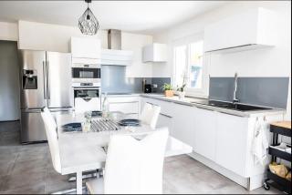 COSYFAMILY RDC 6pers-PISCINE-Jacuzzi-Jardin- Barbecue- TopPros Conciergerie Pérols - 2