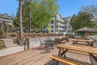 Lakeside Suites - Elkhart Lake - 6