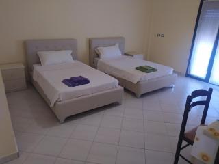 Vila M&D - Divjaka - 1