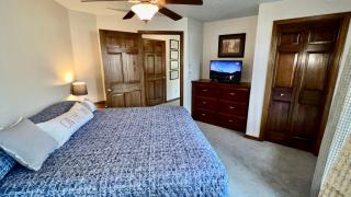 Baileys Harbor Yacht Club Resort - 8